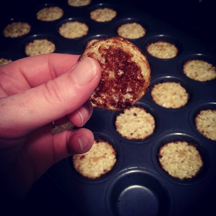 Baked Cheesy Cauliflower Tots | The Half-Crunchy Mama