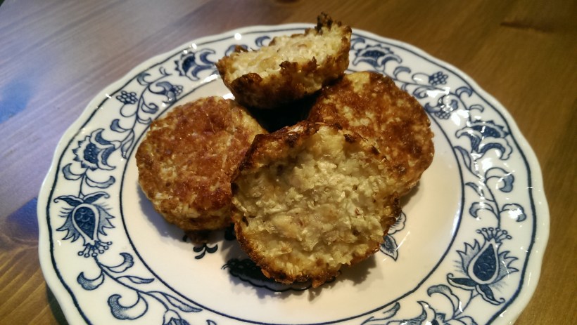 Baked Cheesy Cauliflower Tots | The Half-Crunchy Mama